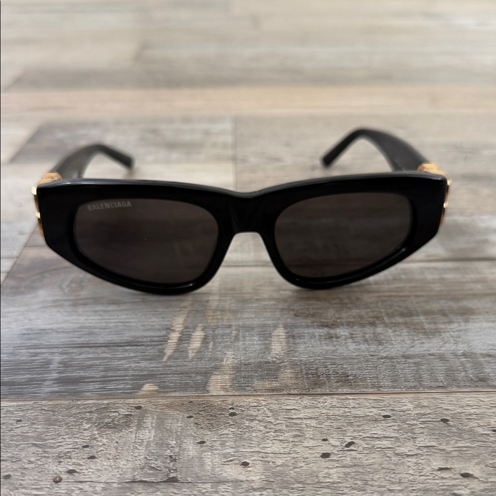 BALENCIAGA DYNASTY D-FRAME SUNGLASSES